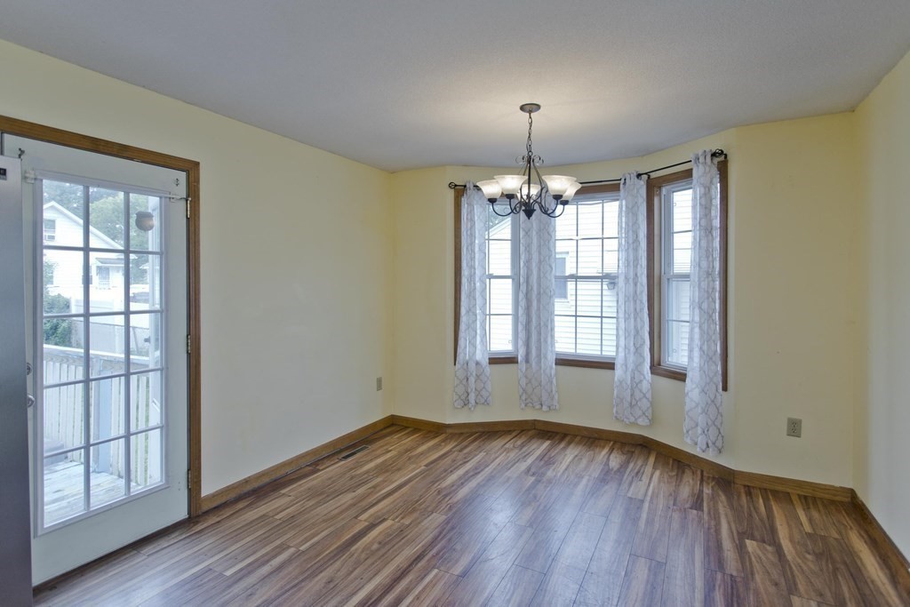 36 Osborne Terrace Springfield, MA 01104 - Photo 11 of 40