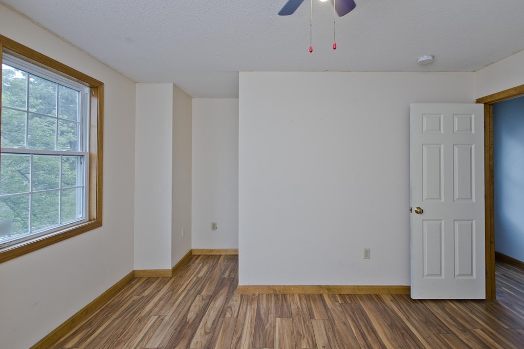 36 Osborne Terrace Springfield, MA 01104 - Photo 22 of 40