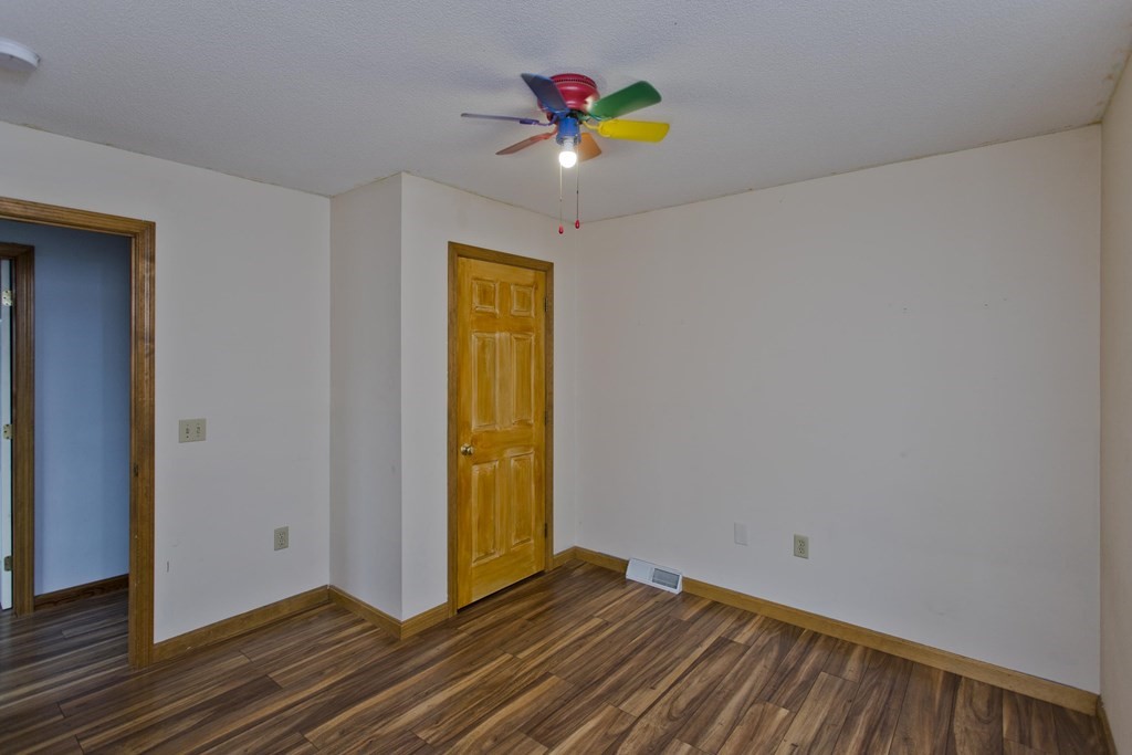 36 Osborne Terrace Springfield, MA 01104 - Photo 23 of 40