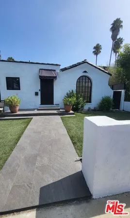 $7,500 | 620 North Poinsettia Place, Los Angeles, CA 90036