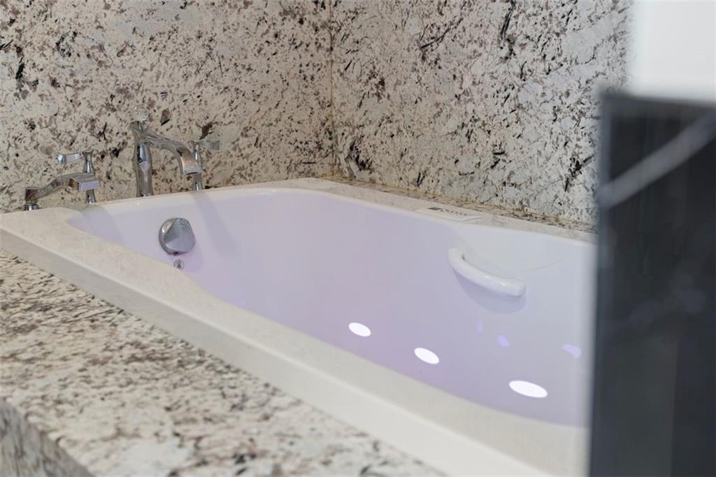 113 Hemingway Lane Coraopolis, PA 15108 - Photo 20 of 44 a view of a bathtub in a bathroom