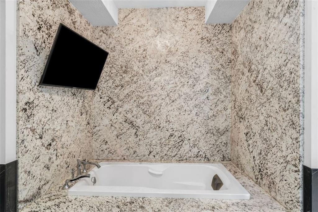 113 Hemingway Lane Coraopolis, PA 15108 - Photo 21 of 44 a bathroom with a bathtub and a shower