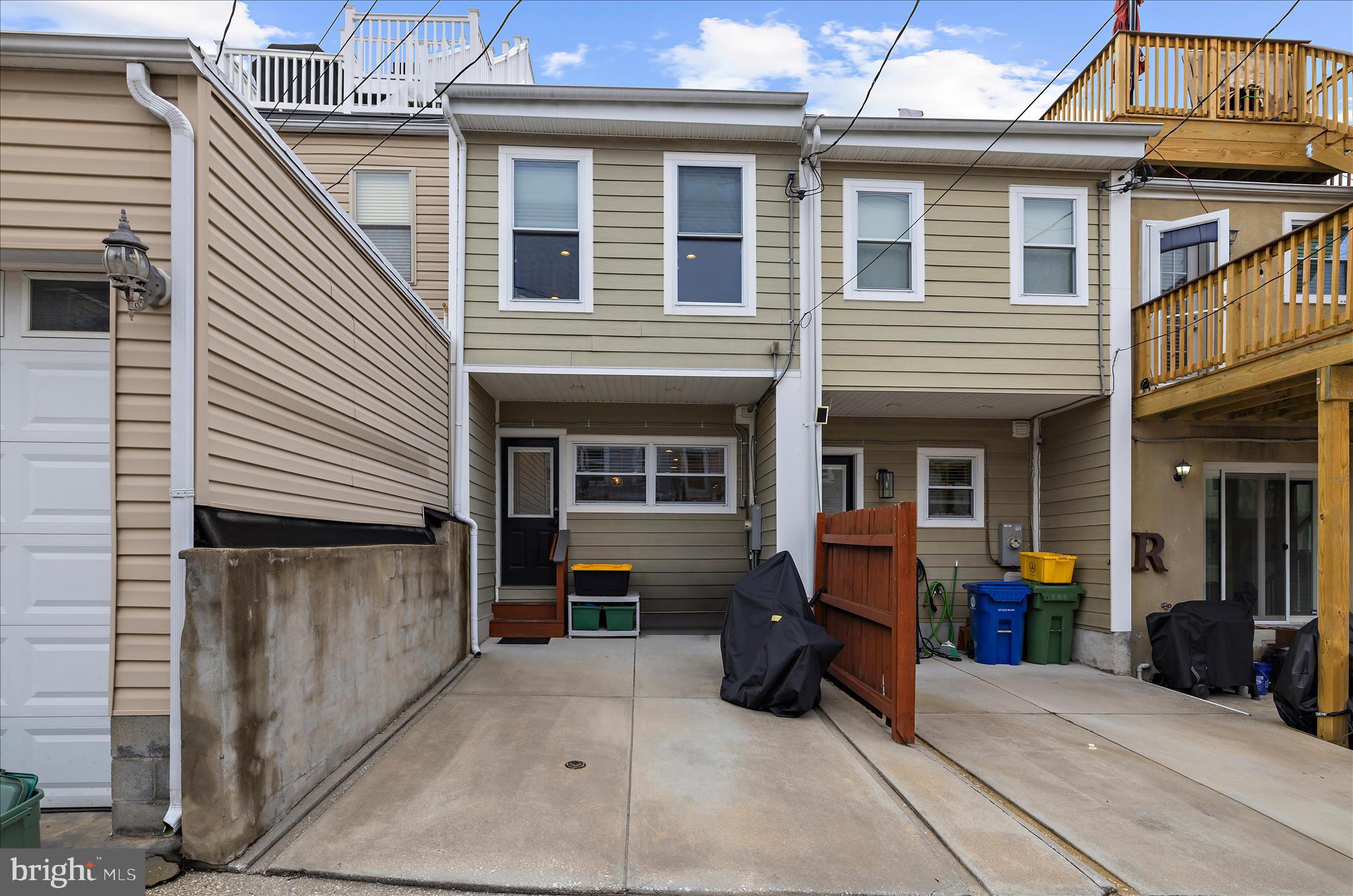 932 South Clinton Street Baltimore, MD 21224 - Photo 35 of 46 a view of the house with patio
