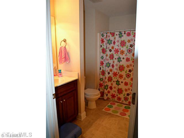 6314 Ridge Haven Road Greensboro, NC 27410 - Photo 14 of 16 Bath.