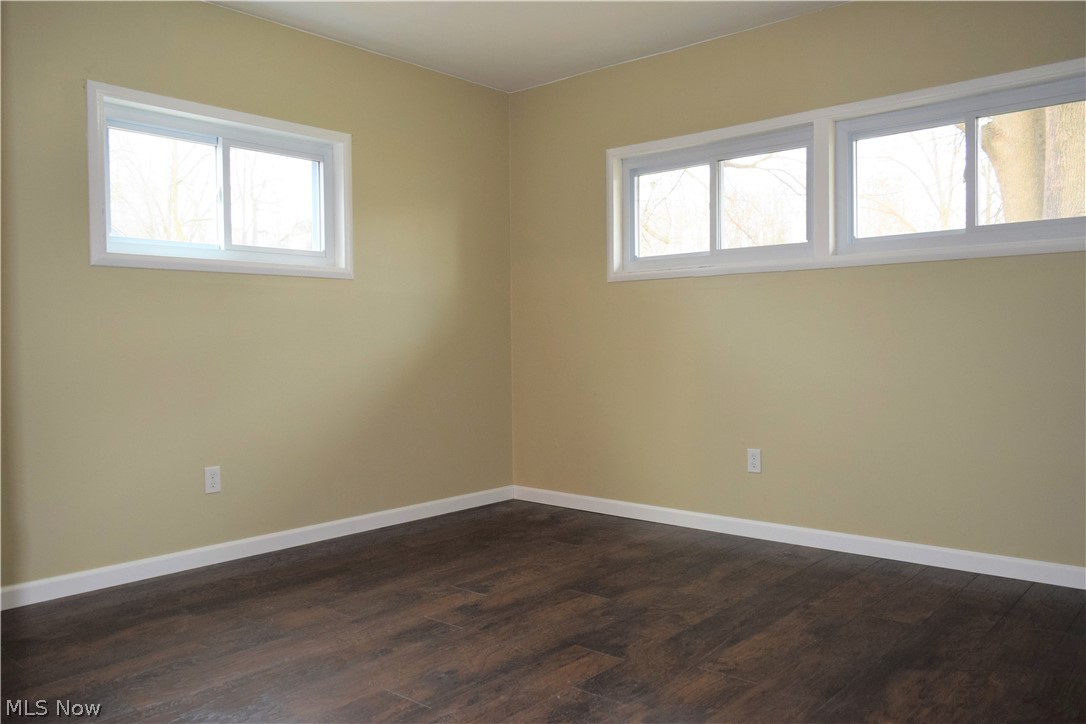 4098 Burkey Road Youngstown, OH 44515 - Photo 9 of 17 Gallery Image 9
