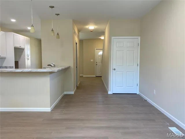 $185,000 | 6516 Etzel Avenue, University City, MO 63130