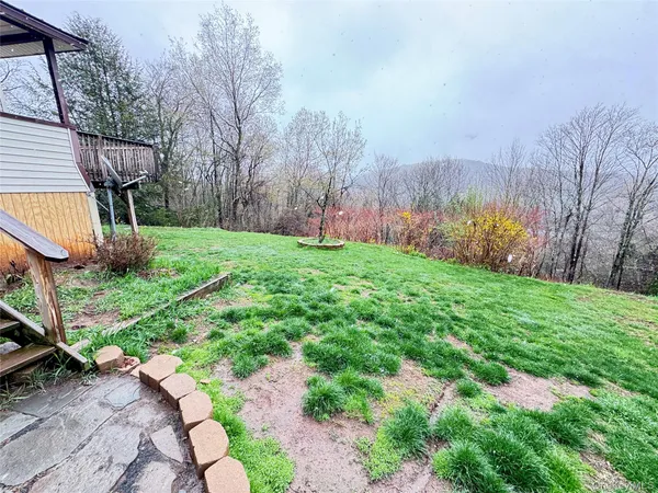 $335,000 | 96 White Roe Lake Road, Livingston Manor, NY 12758