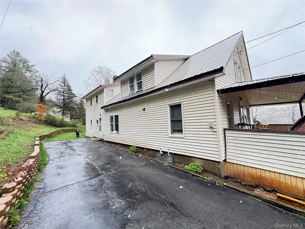 $335,000 | 96 White Roe Lake Road, Livingston Manor, NY 12758