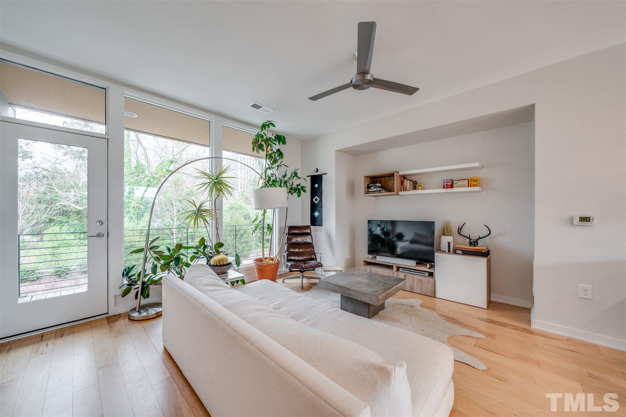 528 South Person Street Raleigh, NC 27601 - Photo 3 of 20 Gallery Image 3