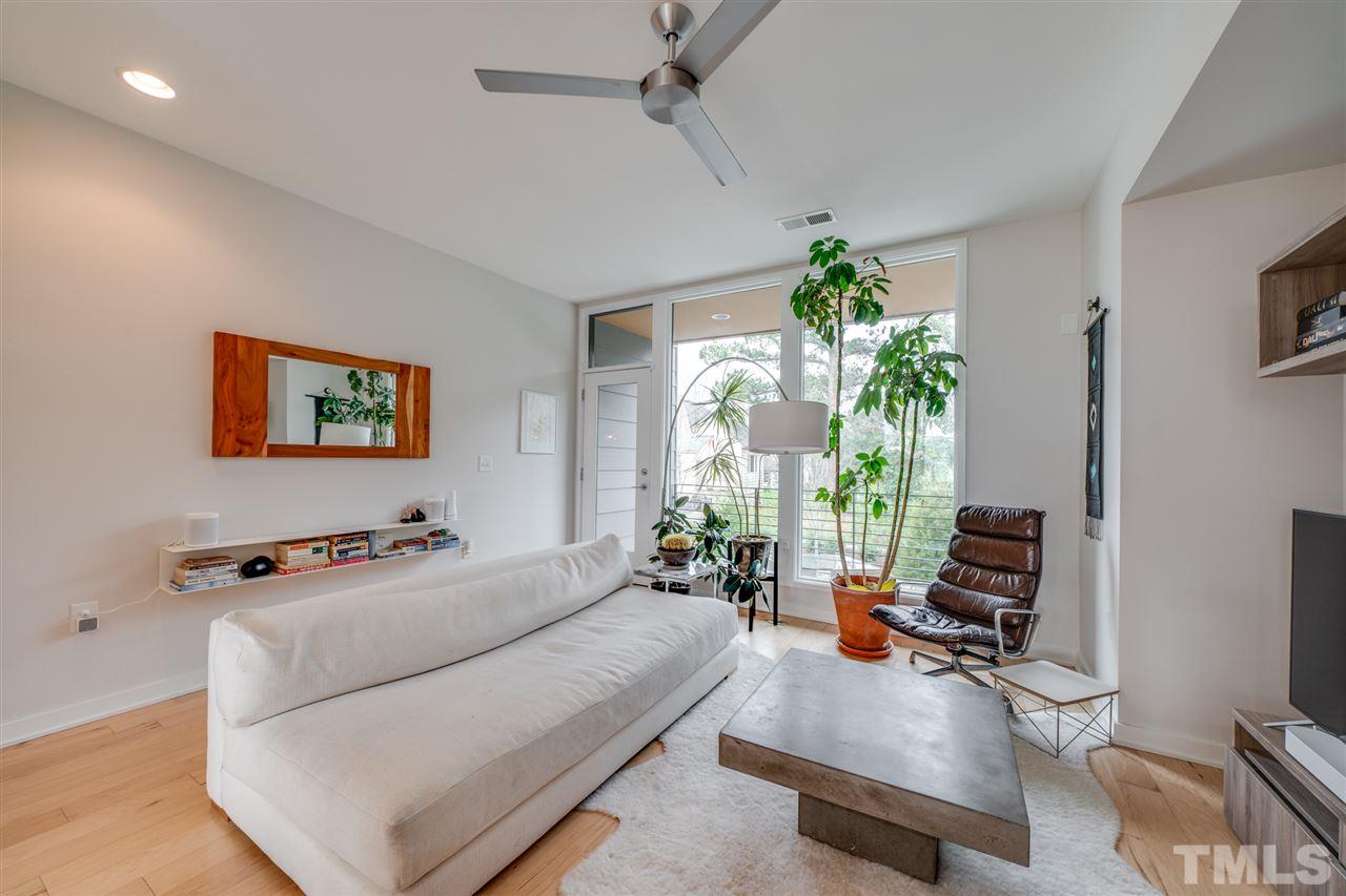 528 South Person Street Raleigh, NC 27601 - Photo 4 of 20 Gallery Image 4