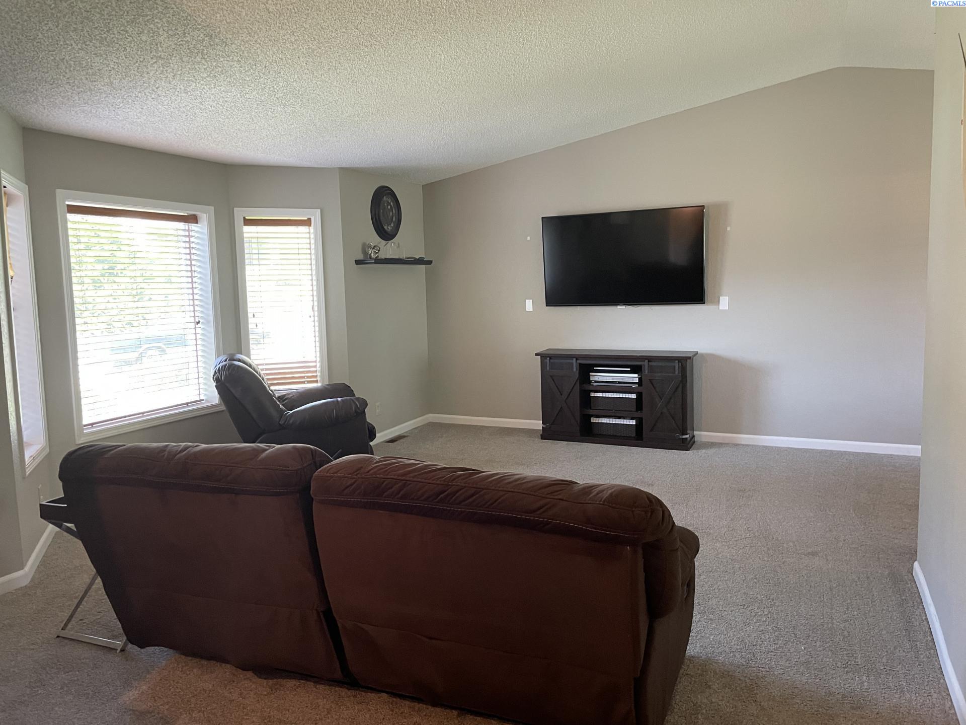 265 Joshua Road Kennewick, WA 99338 - Photo 10 of 17 Gallery Image 10