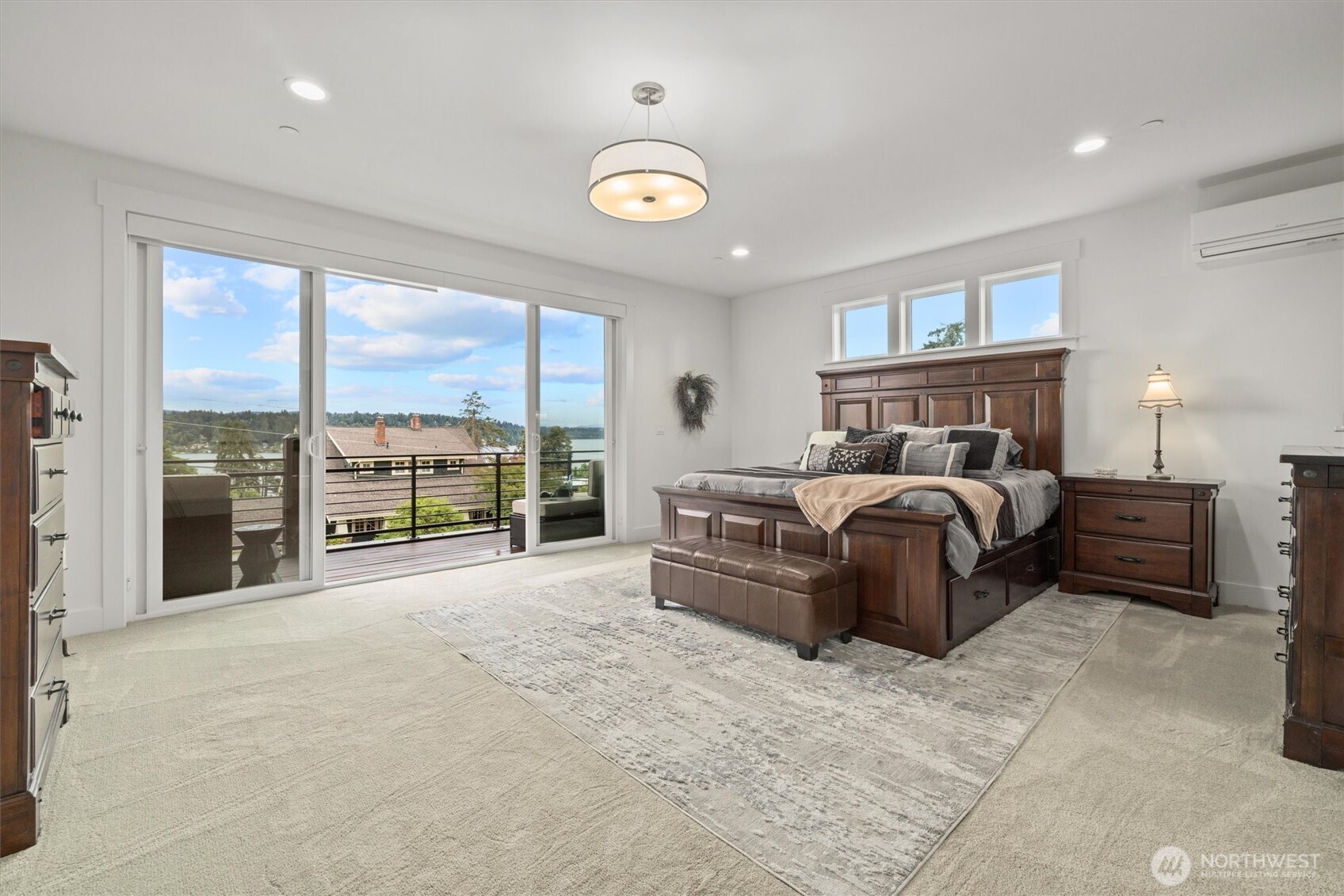 6921 55th Avenue South Seattle, WA 98118 - Photo 19 of 40