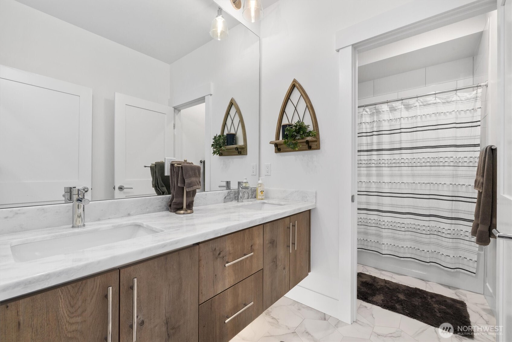 6921 55th Avenue South Seattle, WA 98118 - Photo 27 of 40