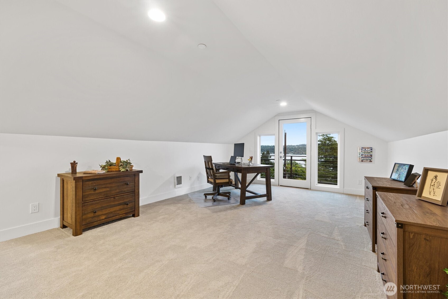 6921 55th Avenue South Seattle, WA 98118 - Photo 29 of 40