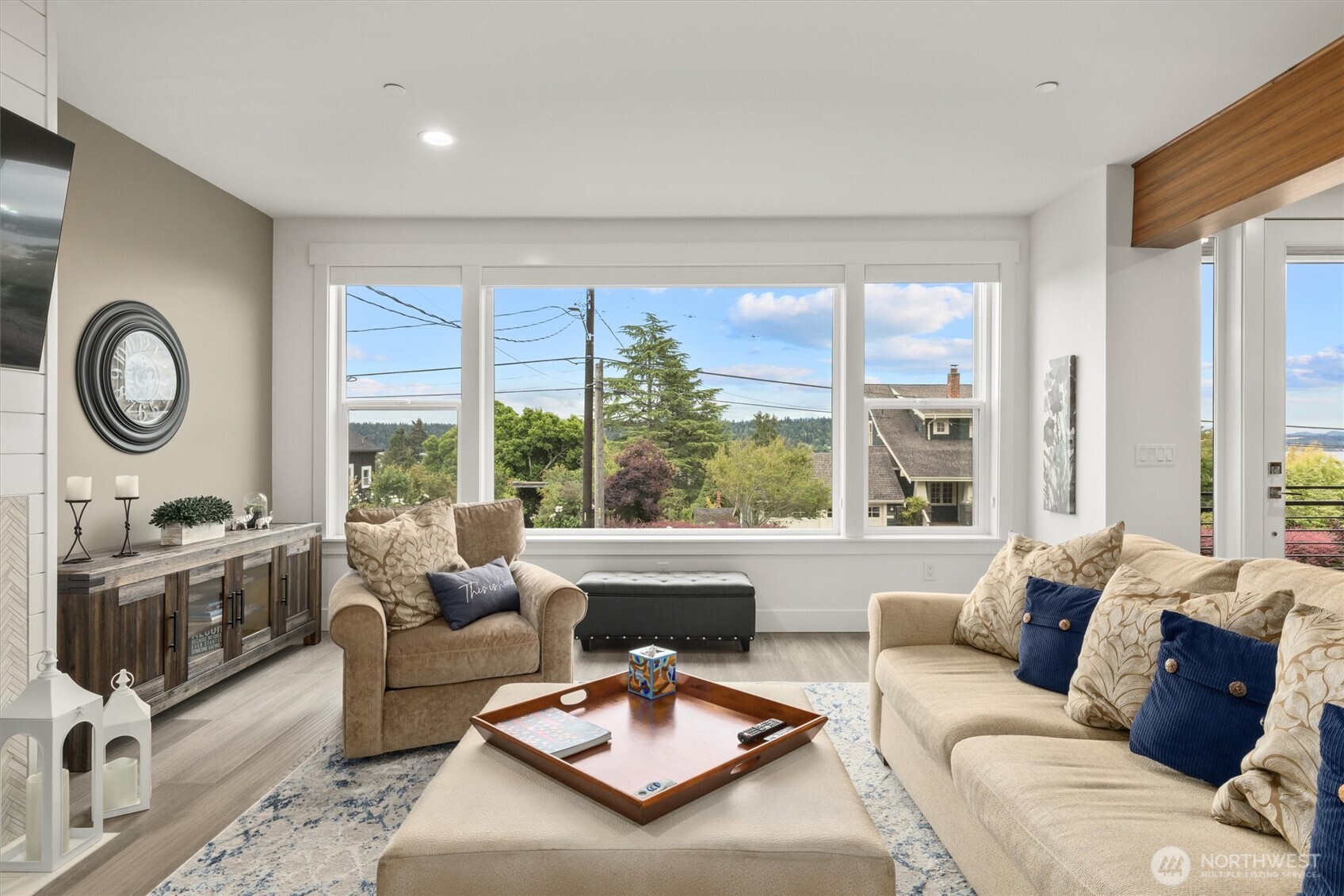 6921 55th Avenue South Seattle, WA 98118 - Photo 6 of 40