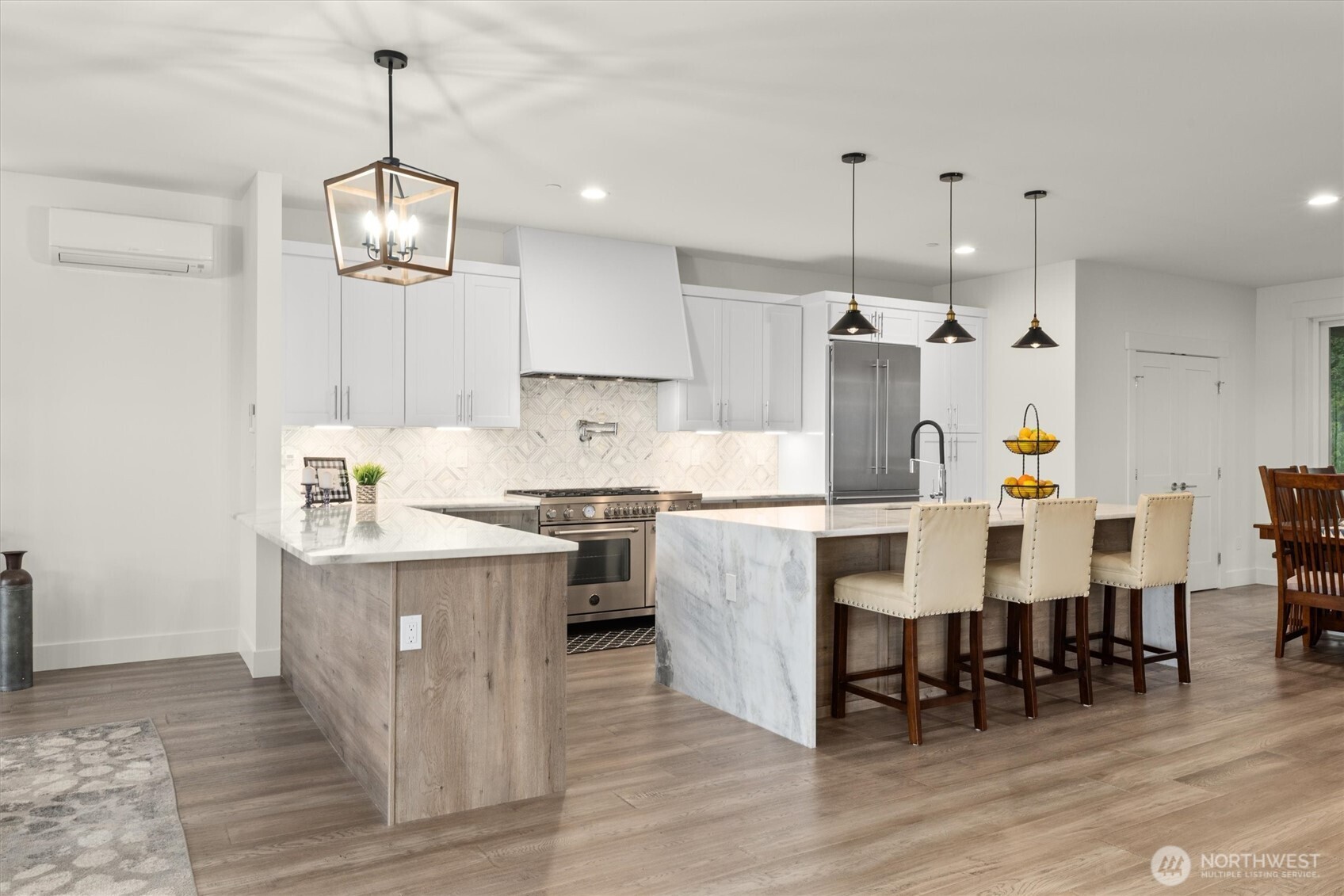 6921 55th Avenue South Seattle, WA 98118 - Photo 9 of 40