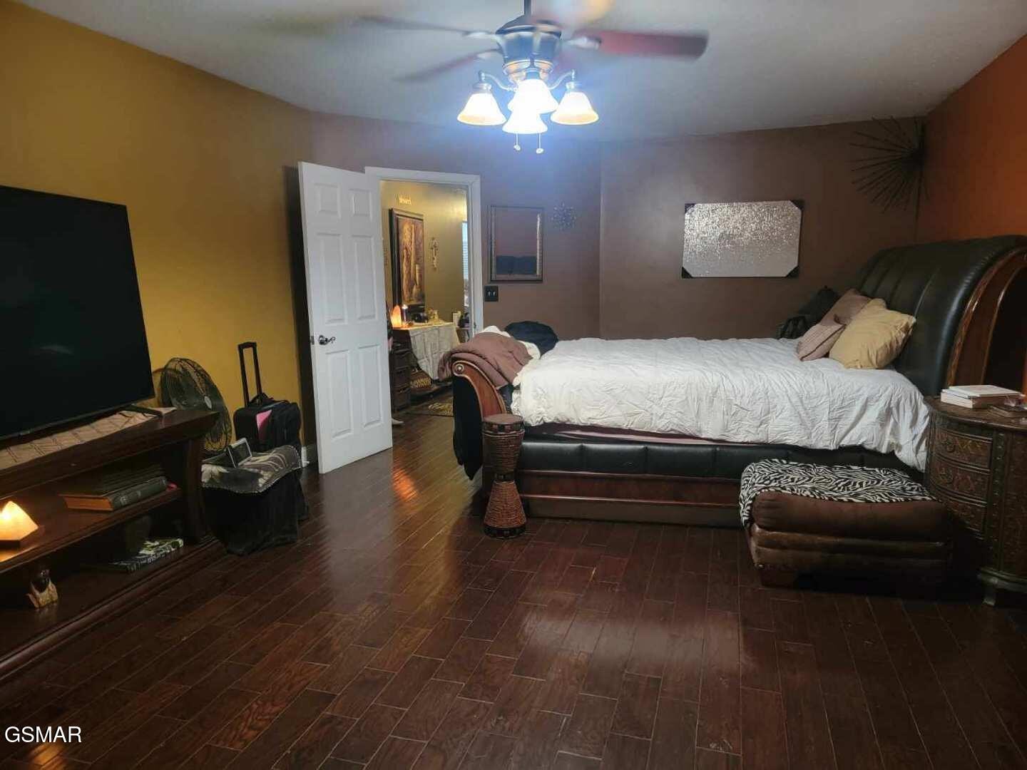 604 Cedar Road Pigeon Forge, TN 37863 - Photo 3 of 14