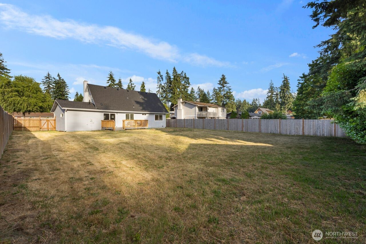 14009 145th Avenue Southeast Renton, WA 98059 - Photo 27 of 31