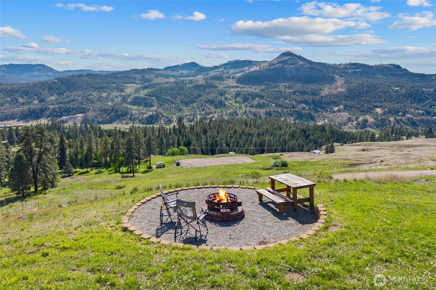 40 Happy Jack Road Curlew, WA 99118 - Photo 27 of 40 a view of a swimming pool with a yard