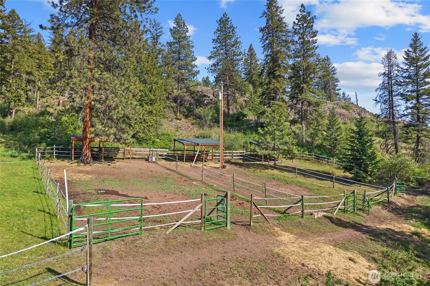 40 Happy Jack Road Curlew, WA 99118 - Photo 34 of 40 a view of a playground with basketball court