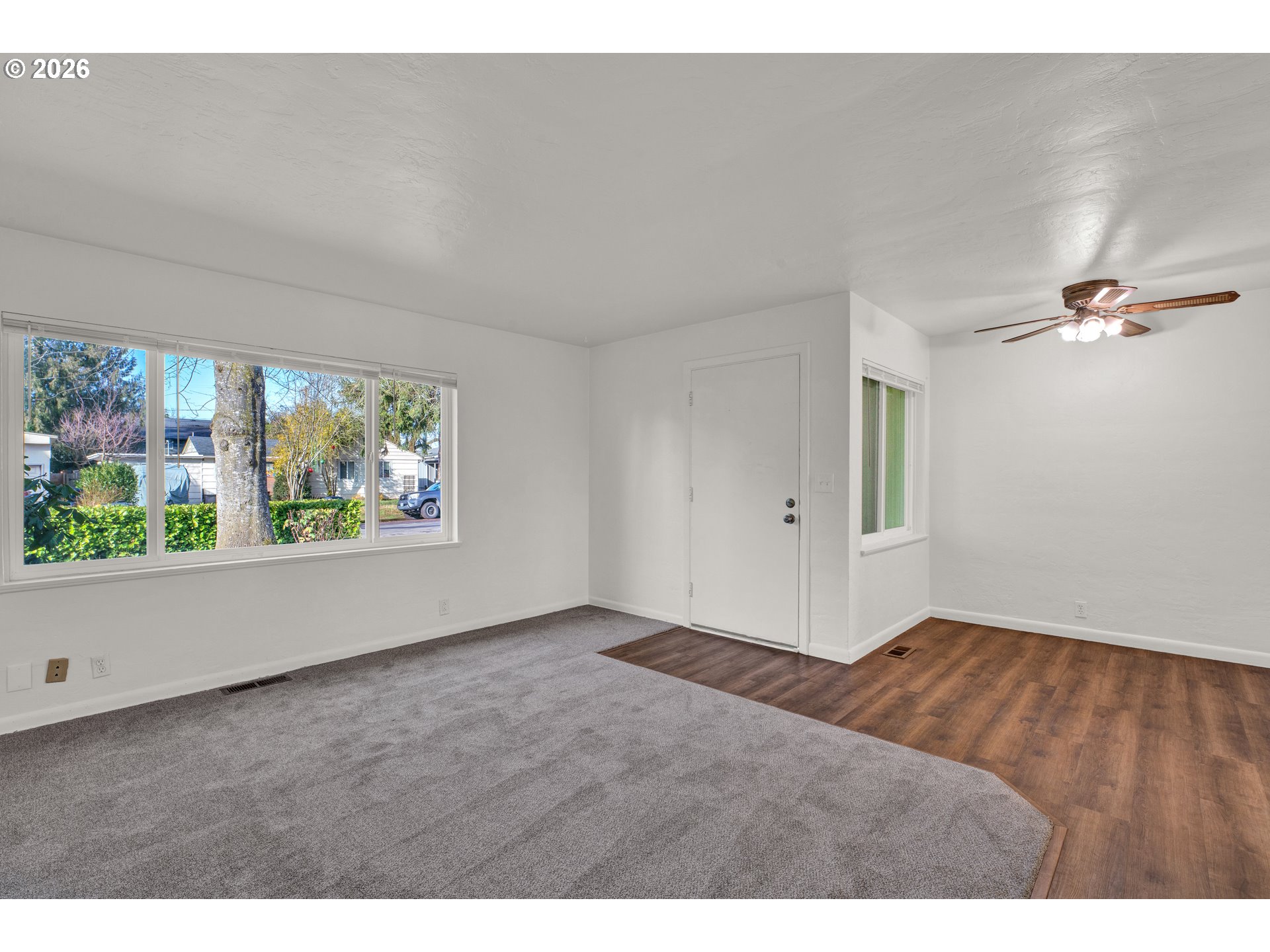 3155 Oriole Street Springfield, OR 97477 - Photo 4 of 28