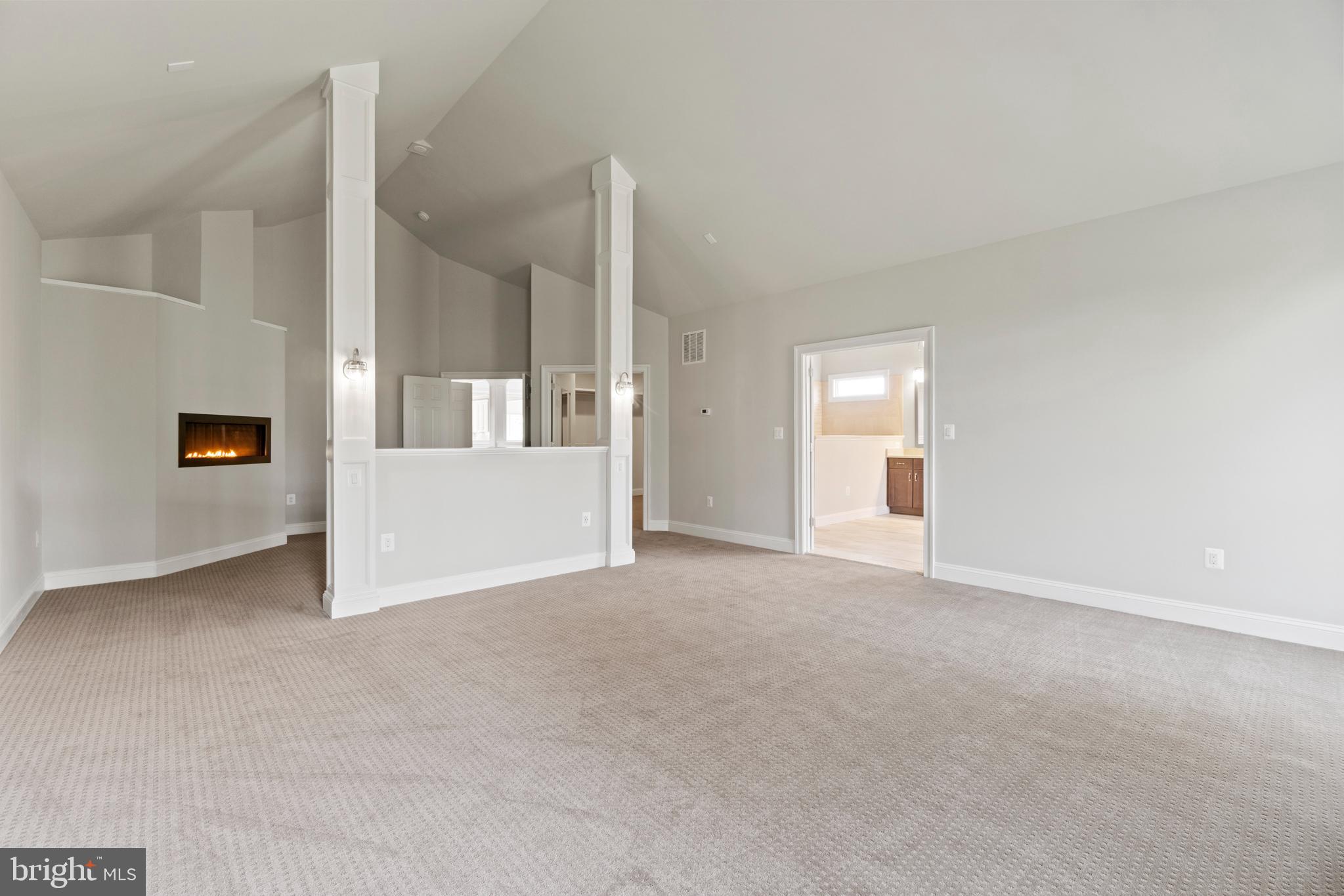 13725 Orlando Road Nokesville, VA 20181 - Photo 34 of 65 a view of a big room with closet and windows