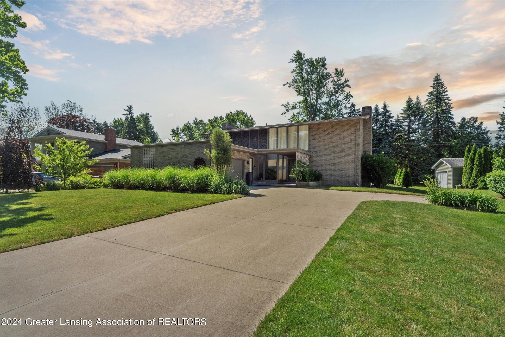 2903 North Cambridge Road Lansing, MI 48911 - Photo 1 of 49 05-2903-N-Cambridge-Rd-Lansing-MI-48911-