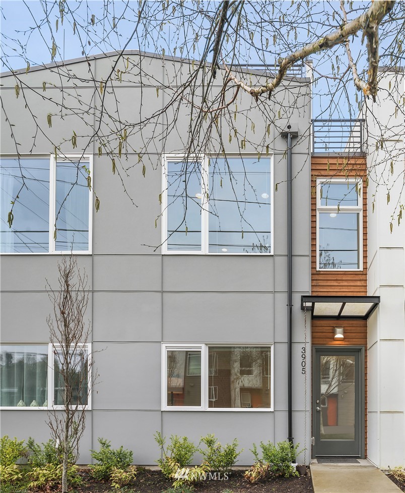 3905 Southwest Findlay Street Seattle, WA 98136 - Photo 1 of 24 Gallery Image 1