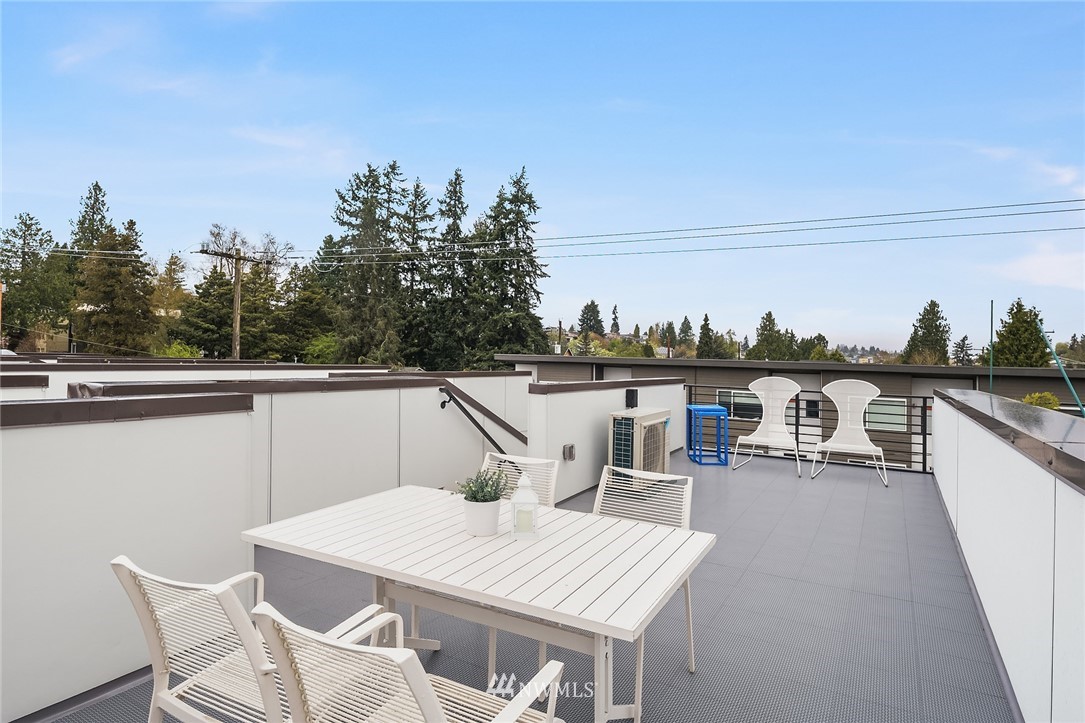 3905 Southwest Findlay Street Seattle, WA 98136 - Photo 23 of 24 Gallery Image 23