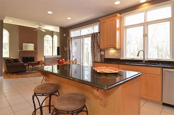 7 Moccasin Path Natick, MA 01760 - Photo 8 of 30 Gallery Image 8