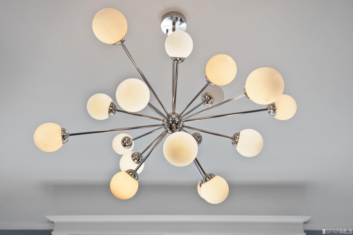 394 Elizabeth Street San Francisco, CA 94114 - Photo 26 of 33 a bathroom with a sink