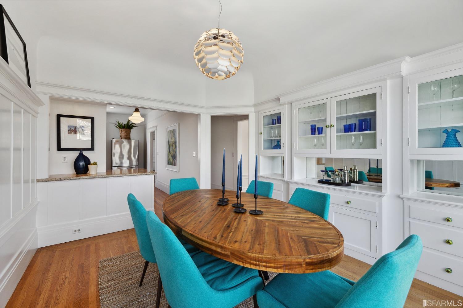 394 Elizabeth Street San Francisco, CA 94114 - Photo 8 of 33 a view of a dining room with furniture and wooden floor