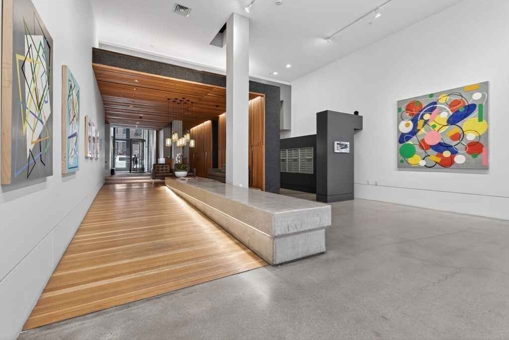 346 Congress Street, Unit 413 Boston, MA 02210 - Photo 14 of 20