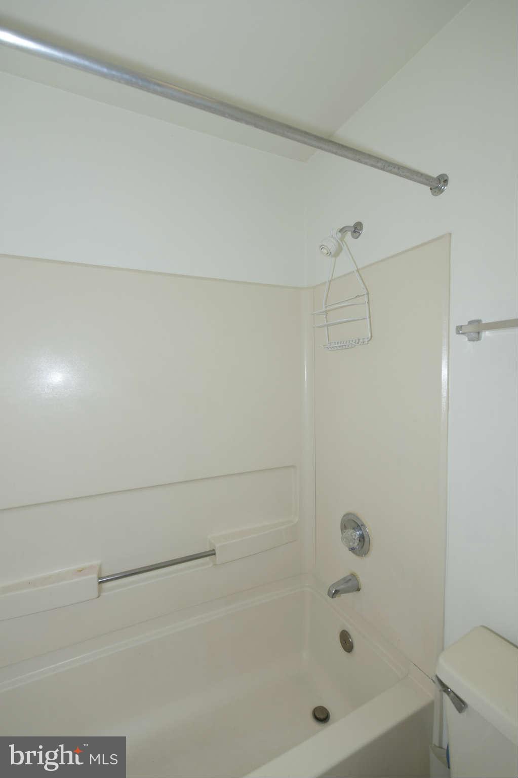8332 Montgomery Run Road, Unit D Ellicott City, MD 21043 - Photo 12 of 12 Bath