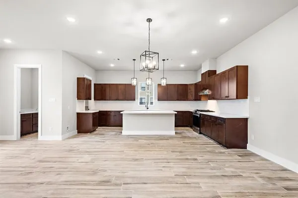 $3,590 | 228 West 28th Street, Houston, TX 77008