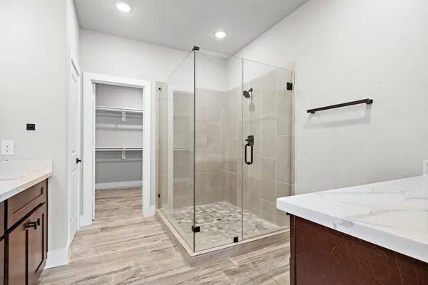$3,590 | 228 West 28th Street, Houston, TX 77008