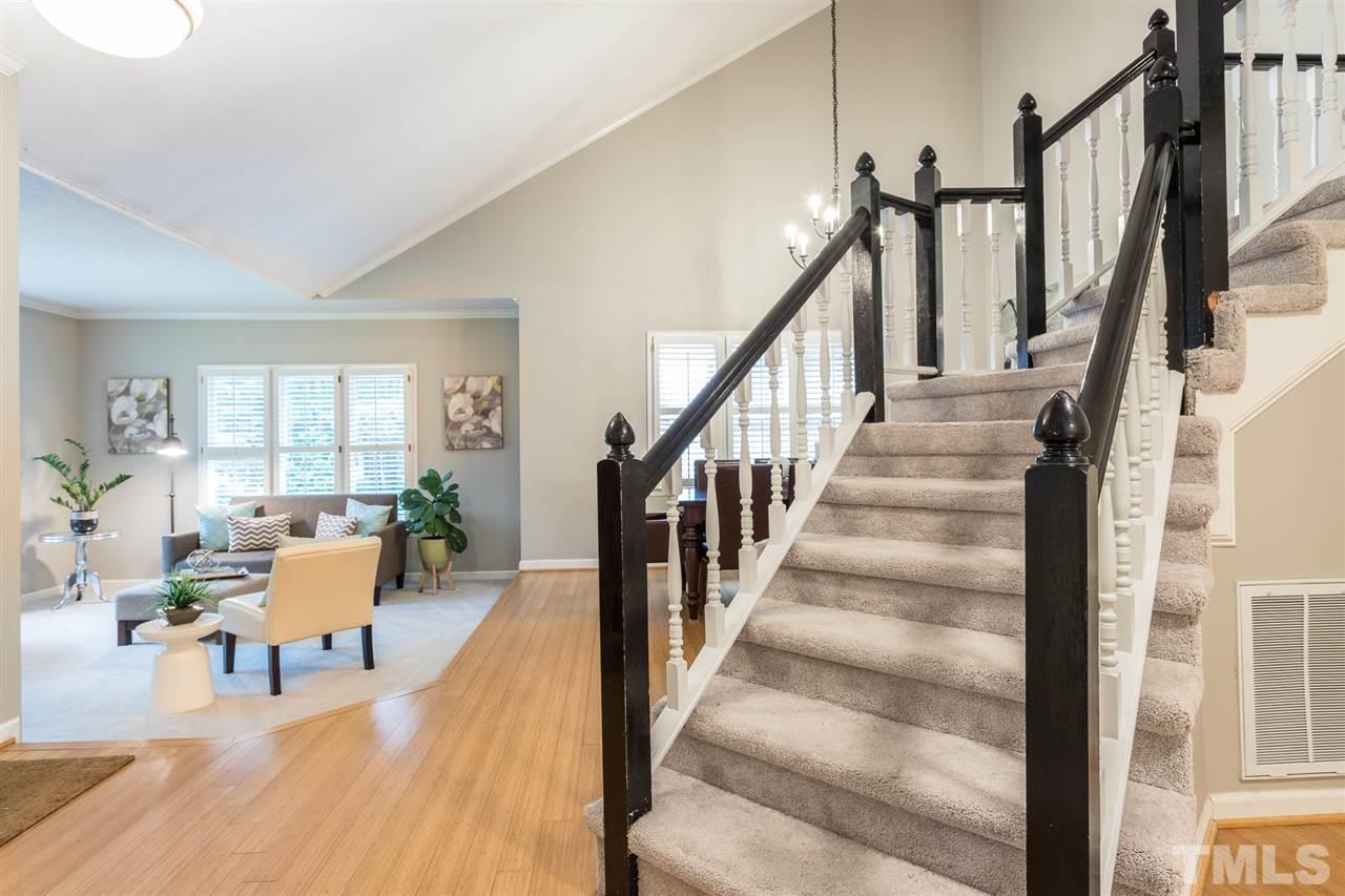 10008 Sycamore Road Raleigh, NC 27613 - Photo 3 of 26