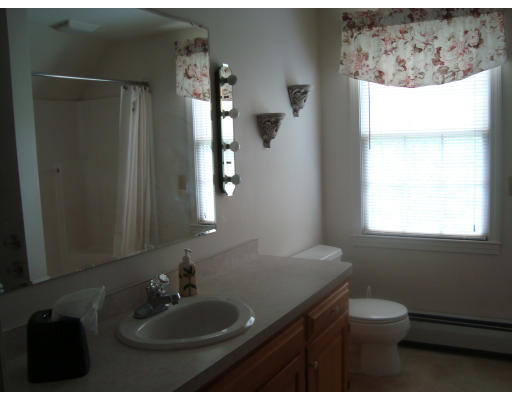 26 Little Muggett Road Charlton, MA 01507 - Photo 20 of 21 Gallery Image 20
