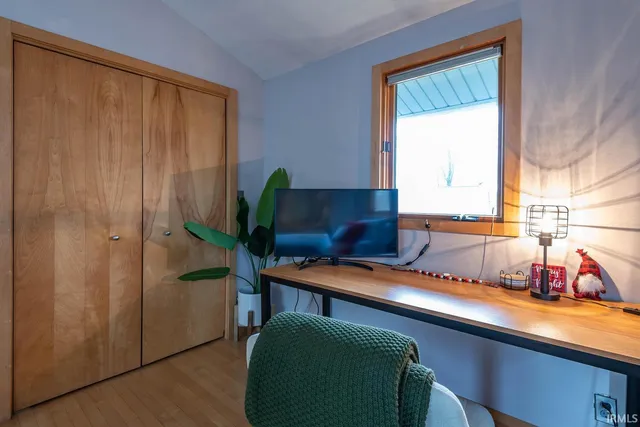 $3,400 | 612 North Kerry Drive, Bloomington, IN 47408