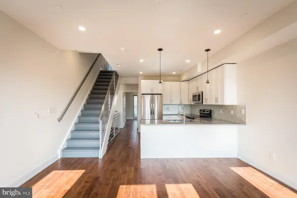 $3,300 | 812 North Burns Street, Unit 2, Philadelphia, PA 19130