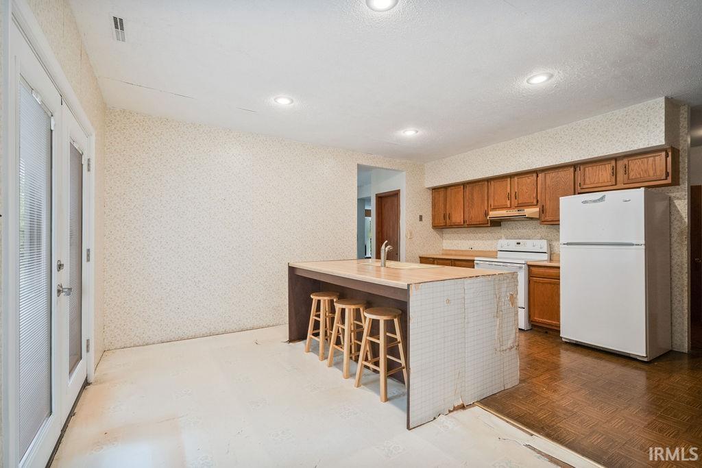 809 West Riverside Drive Peru, IN 46970 - Photo 15 of 43 Gallery Image 15