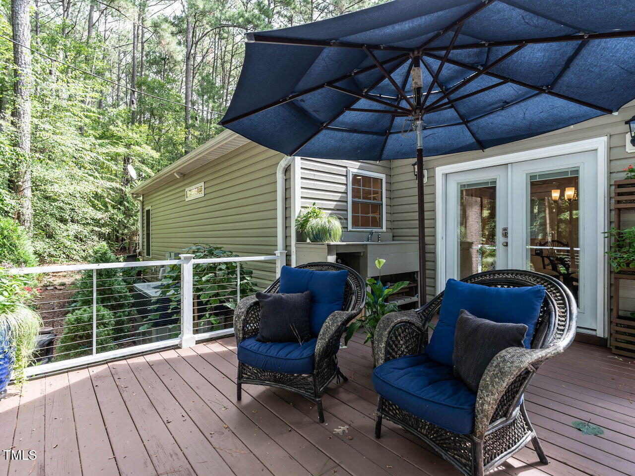 4101 Fiesta Road Durham, NC 27703 - Photo 38 of 49 037-1280x960-deck
