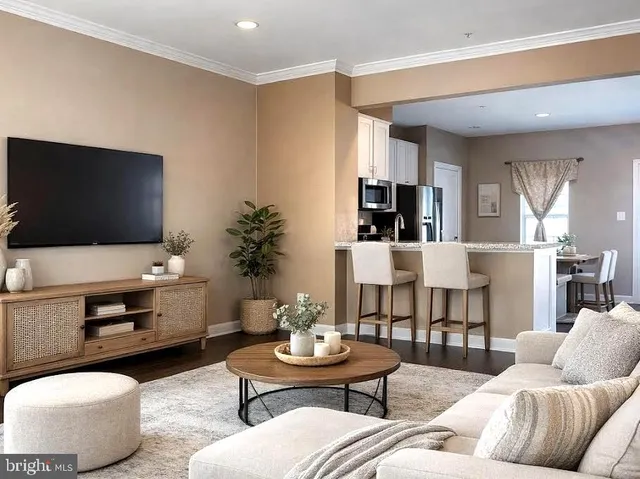 $2,950 | 353 East Hancock Street, Lansdale, PA 19446