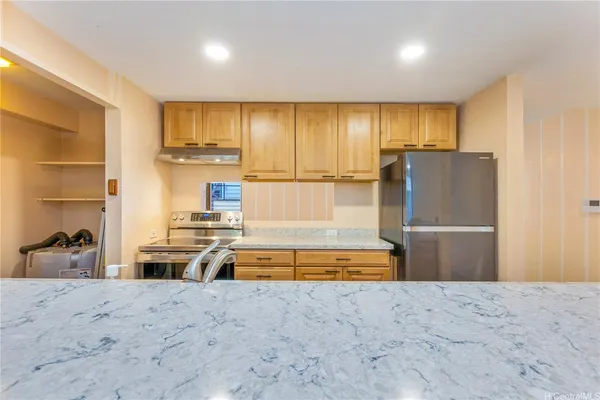 $520,000 | 98-360 Koauka Loop, Unit 243, Aiea, HI 96701