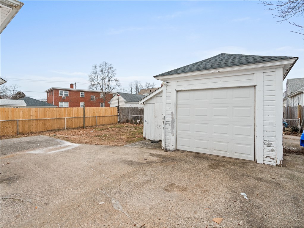 63 Clarner Street Pawtucket, RI 02861 - Photo 23 of 24 Gallery Image 23