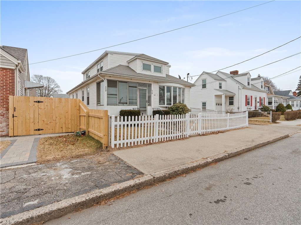 63 Clarner Street Pawtucket, RI 02861 - Photo 3 of 24 Gallery Image 3