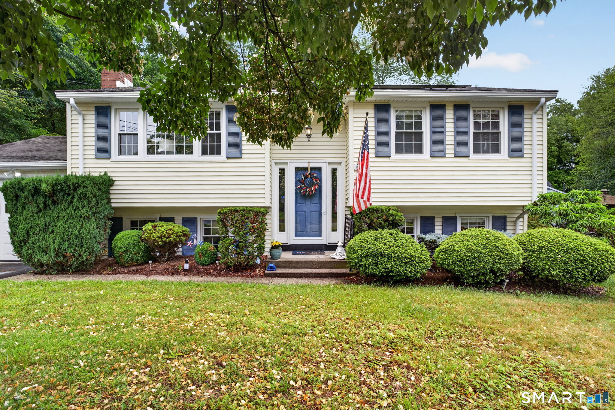 40 Cedar Road Clinton, CT 06413 - Photo 2 of 33