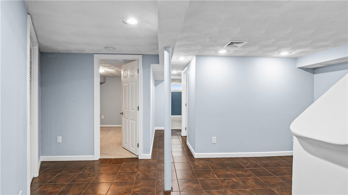 339 George Arden Avenue Warwick, RI 02886 - Photo 22 of 42