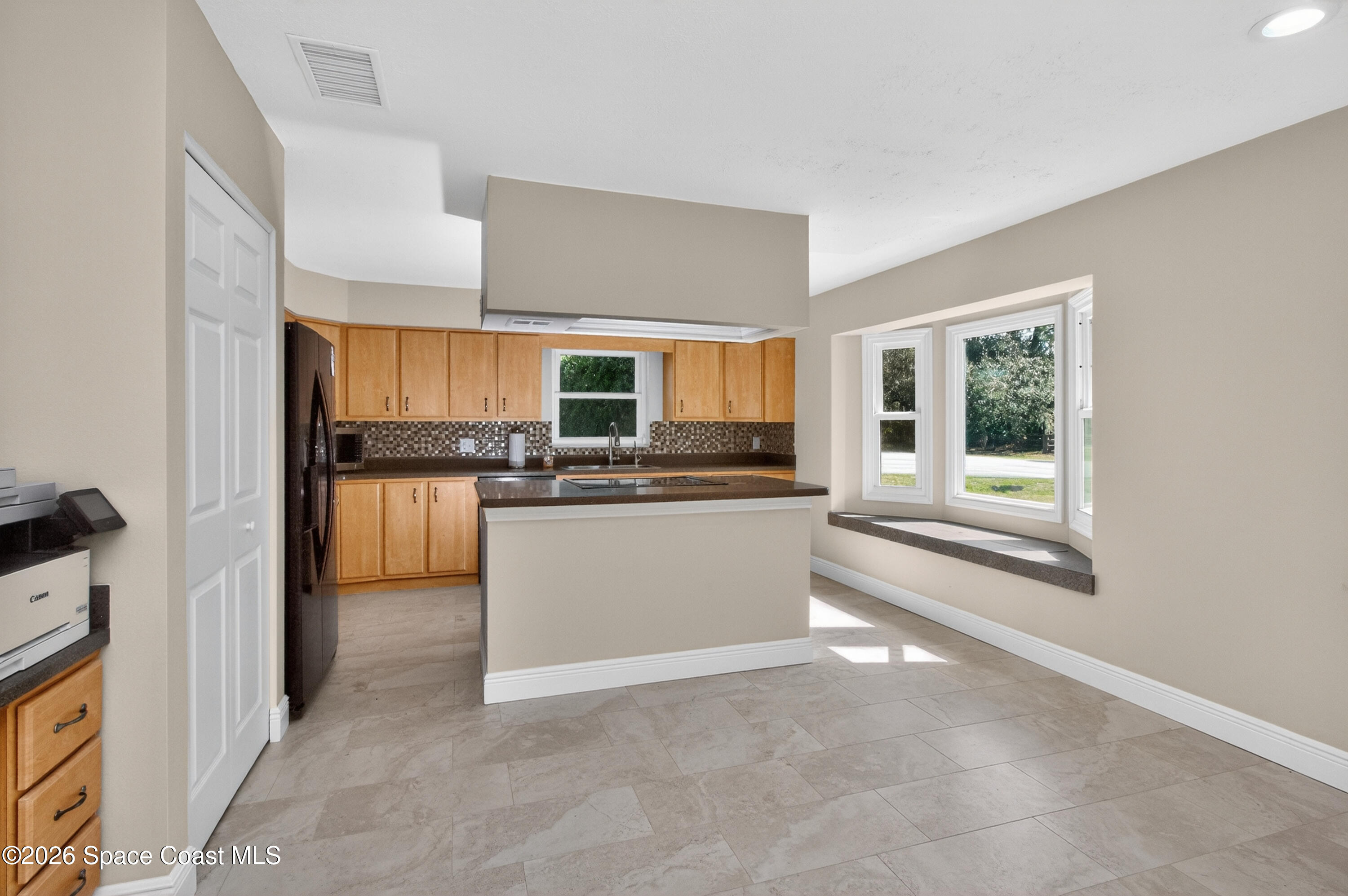 270 Mockingbird Lane Merritt Island, FL 32953 - Photo 5 of 41 Kitchen