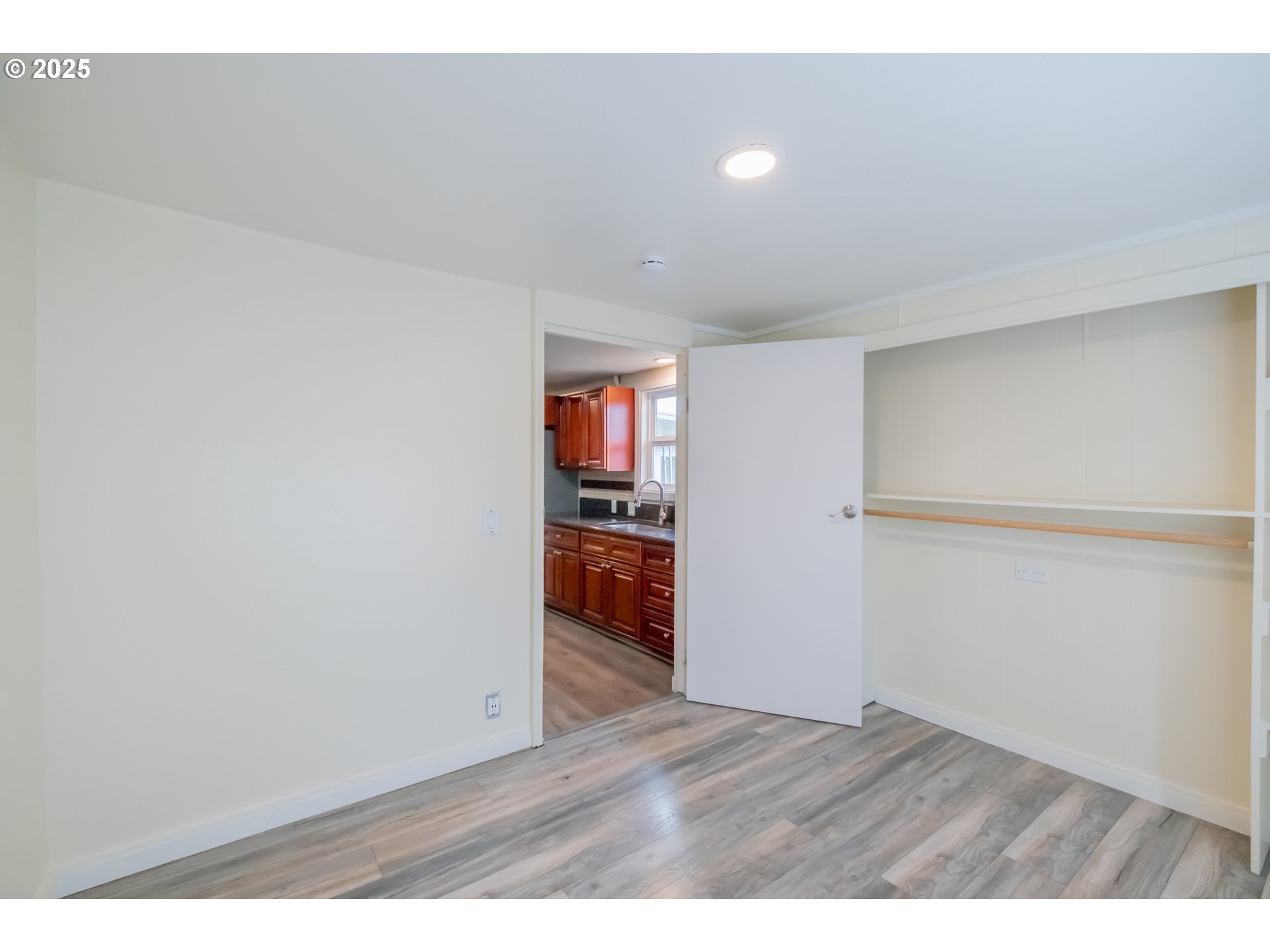 17640 Southwest Declaration Way Beaverton, OR 97006 - Photo 13 of 47